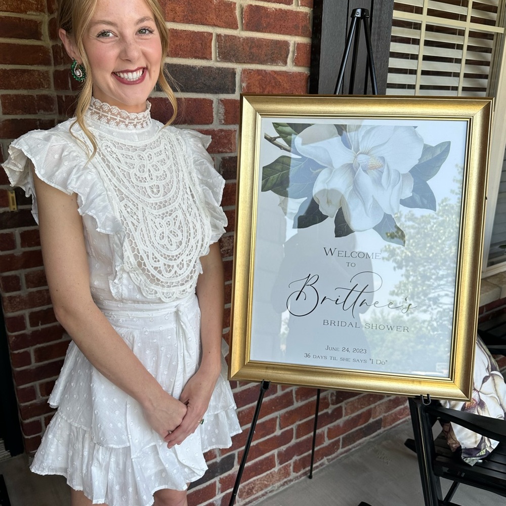 White Lace Sleeveless Romper - Picture 4 of 4